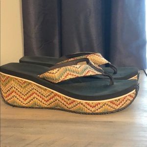 Volatile Sandals size 7